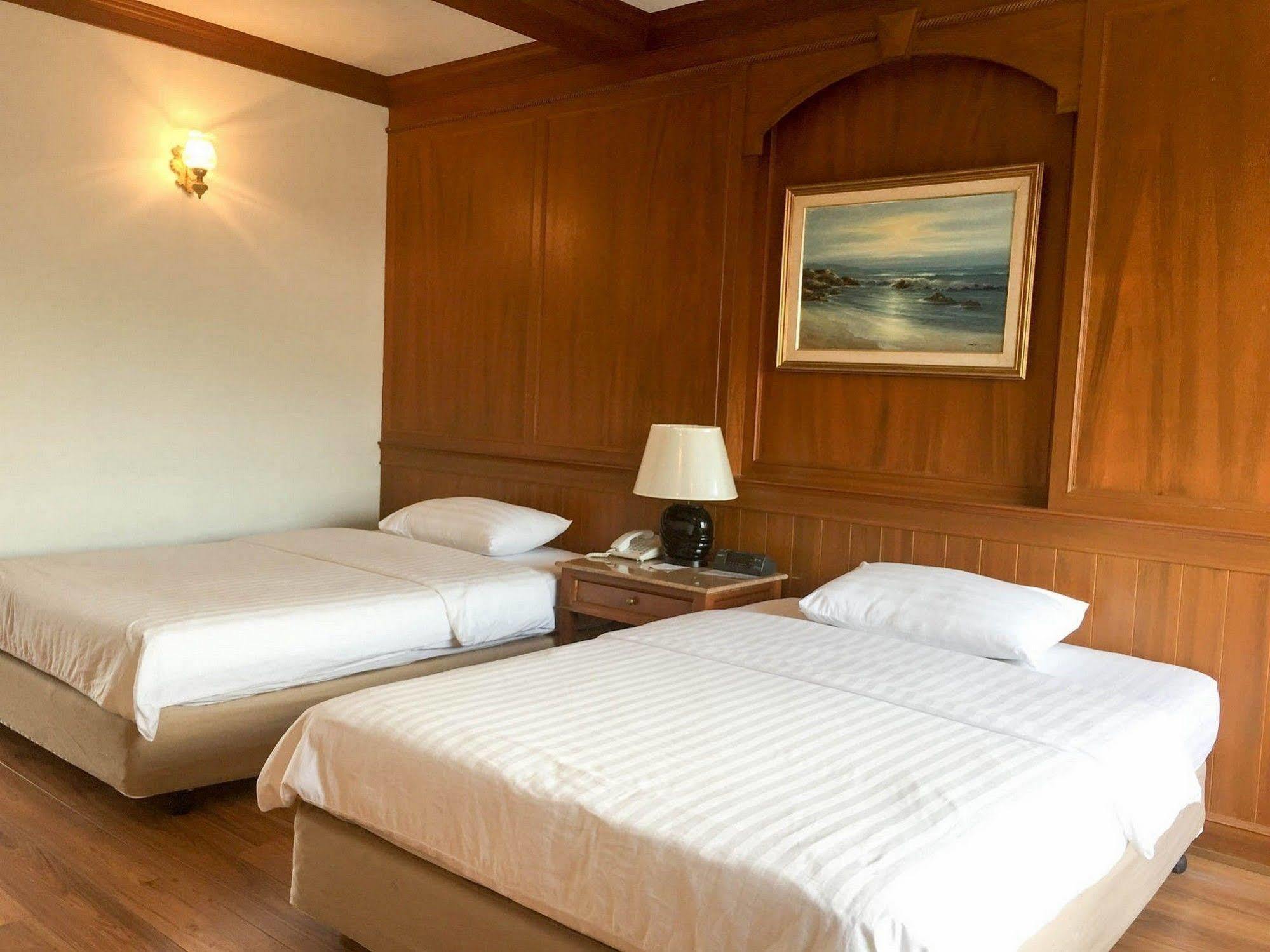 Sirin Hotel Хуа Хин Экстерьер фото